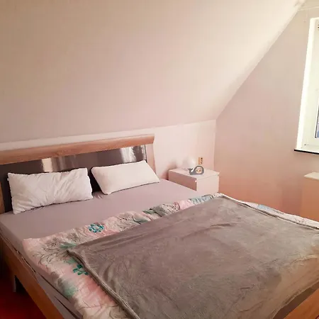 Hébergement de vacances Ferienhaus Am Wedenberg - Kurze Distanz Zum Ostseestrand Von Kuehlungsborn Und Rerik Kröpelin